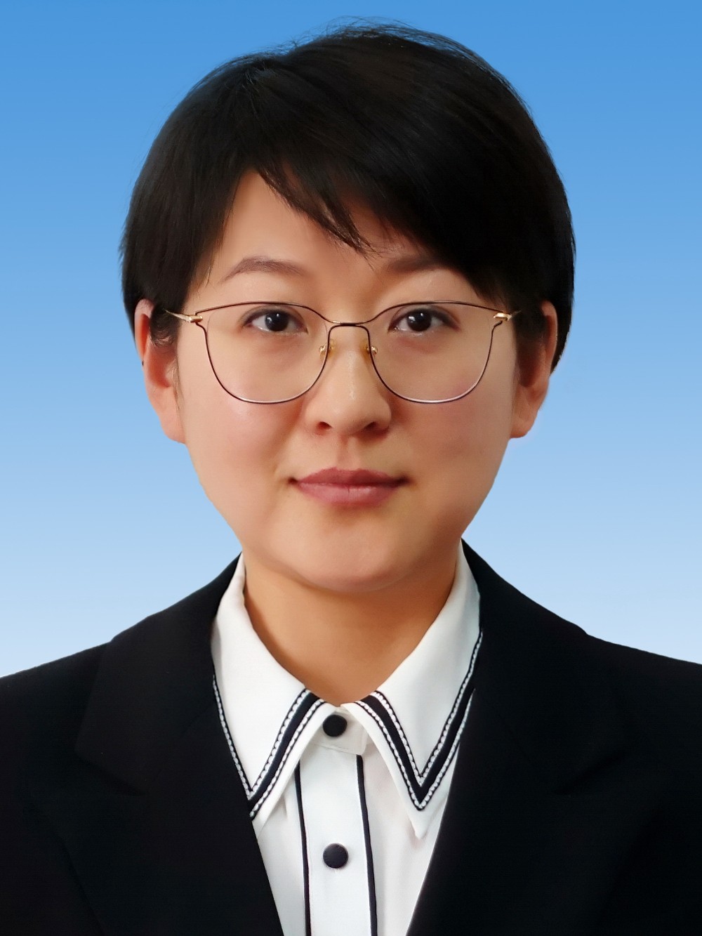 刘君